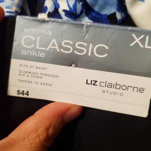 Liz Claiborne Emma Classic Black Ankle Pants Size XL NWT - Picture 4 of 7